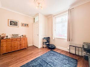 Photo 6- click for photo gallery